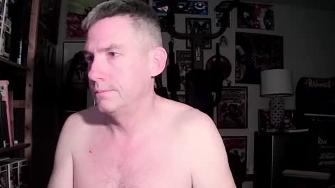 Snapshot of dix_handley_50 chatting on March 10, 12:28 pm dix_handley_50 online show from March 10, 12:28 pm