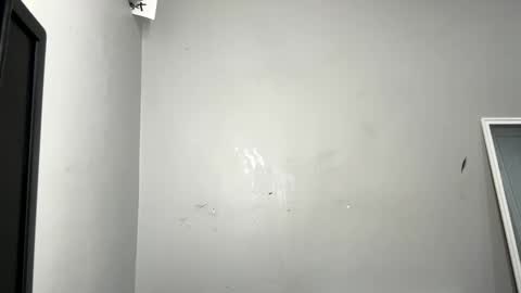 Snapshot of dixkzilla chatting on October 1, 7:18 pm dixkzilla online show from October 1, 7:18 pm