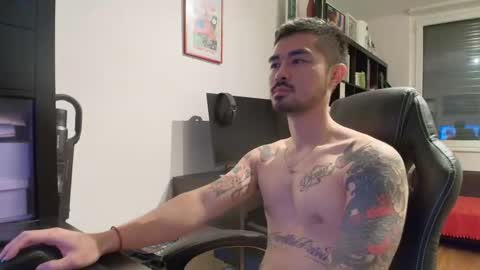 D online show from October 1, 6:12 pm