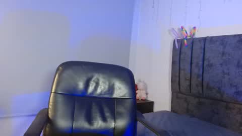 big d B online show from October 17, 2:15 am