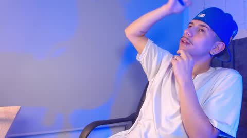 big d B online show from October 22, 2:26 am