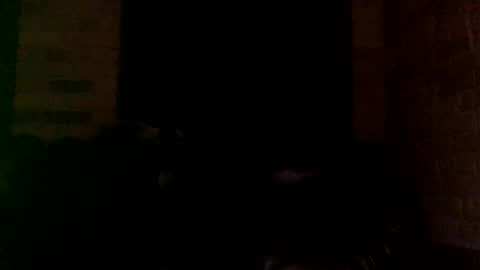 Snapshot of dj_chaterbate chatting on October 1, 1:31 am DJ Chaterbate online show from October 1, 1:31 am