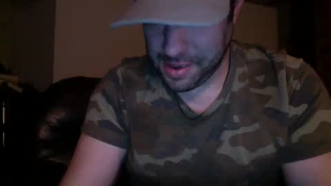 Snapshot of dj_chaterbate chatting on December 27, 2:25 am DJ Chaterbate online show from December 27, 2:25 am