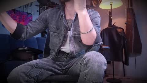 Silverhand online show from January 6, 8:14 am