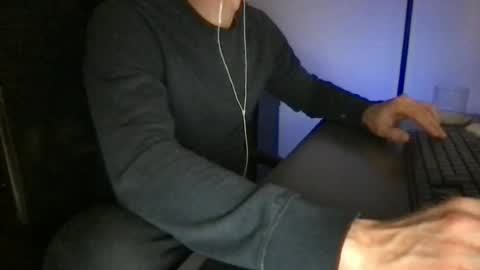 doctor_luv_69 online show from June 13, 10:07 pm