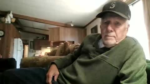 Snapshot of doingmyself69 chatting on October 8, 10:25 pm doingmyself69 online show from October 8, 10:25 pm