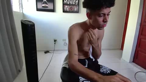 DollarHot30 online show from December 15, 7:11 pm