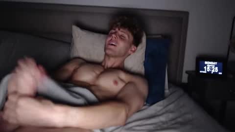 Alex...  online show from October 27, 3:25 pm