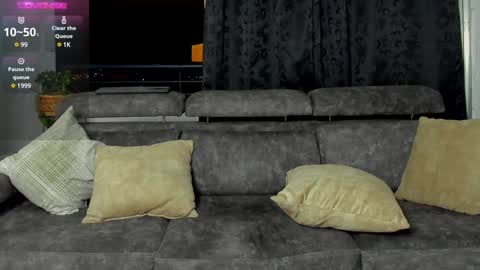 SANTI  independent model online show from January 17, 2:08 am