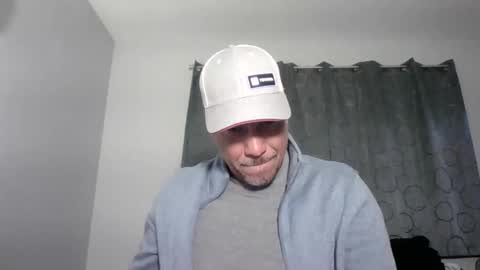 luis online show from November 6, 4:37 am