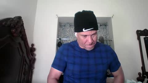 luis online show from March 9, 7:08 pm