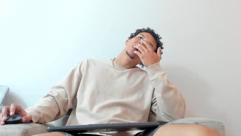 Dominick Star online show from December 31, 3:23 am