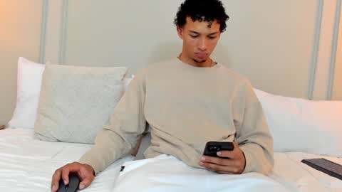 Dominick Star online show from December 12, 3:43 am