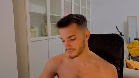 dominicvalente online show from February 7, 6:13 pm