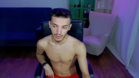 Snapshot of dominicvalente chatting on October 26, 4:42 pm dominicvalente online show from October 26, 4:42 pm