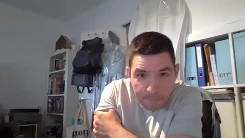dominik_home online show from June 1, 8:58 am