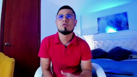 Dominik online show from July 6, 6:32 pm