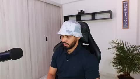 Victor online show from October 1, 5:39 pm