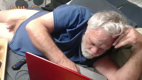 cummingdoouug online show from May 19, 8:31 am