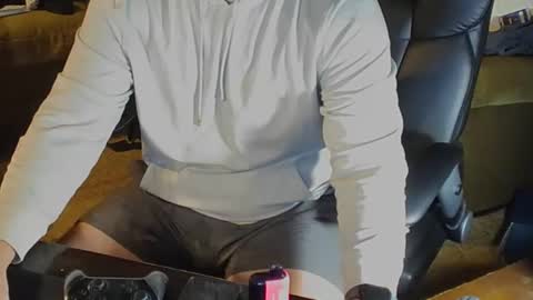 Snapshot of dotyoureyezez chatting on October 24, 7:54 am DotYourEyezez  online show from October 24, 7:54 am