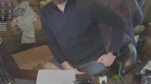 Snapshot of dotyoureyezez chatting on October 1, 8:57 pm DotYourEyezez  online show from October 1, 8:57 pm