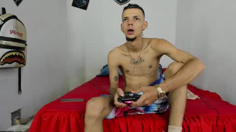 douglas_gallegos online show from February 10, 4:47 pm