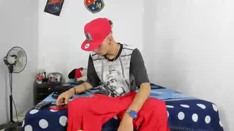 douglas_gallegos online show from January 9, 9:37 pm