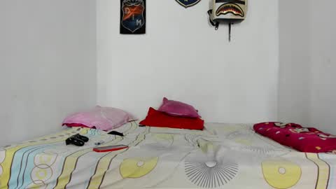 douglas_gallegos online show from December 13, 5:32 pm