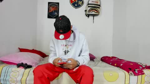 douglas_gallegos online show from December 4, 2:20 am