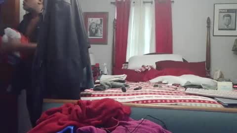 dragomoon70 online show from March 7, 7:33 pm