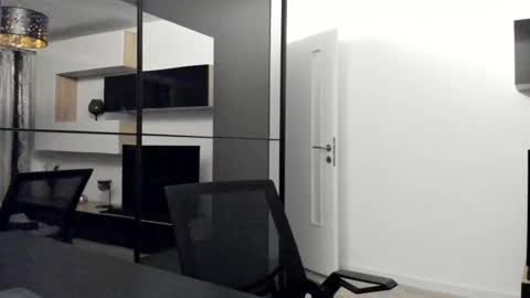 Draven A online show from March 12, 10:17 pm