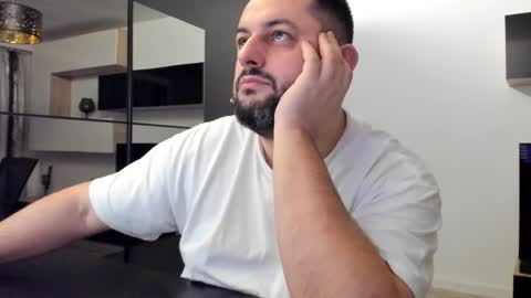 Draven A online show from January 28, 4:50 am