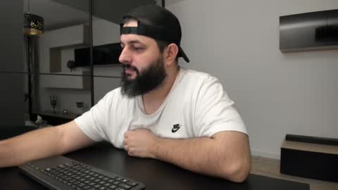 DravenPeak online show from December 19, 11:01 pm