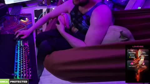 Snapshot of drawingcock chatting on October 5, 11:20 pm drawingcock online show from October 5, 11:20 pm