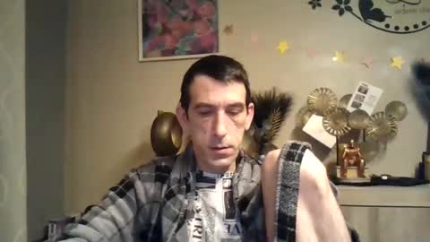 dreamguy38 online show from January 3, 5:50 am