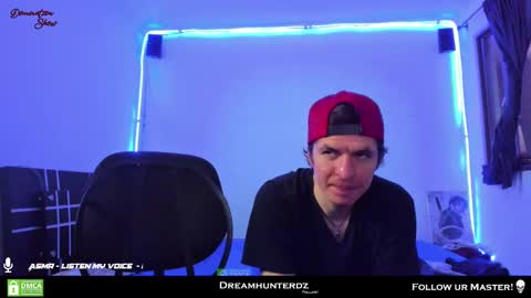 Snapshot of dreamhunterdz chatting on March 4, 9:22 pm Your lord. - ONLINE  1500 Pm to 2100 Pm - New York Hour online show from March 4, 9:22 pm