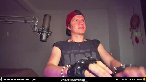 Snapshot of dreamhunterdz chatting on September 19, 11:15 pm Your lord. - ONLINE  1500 Pm to 2100 Pm - New York Hour online show from September 19, 11:15 pm