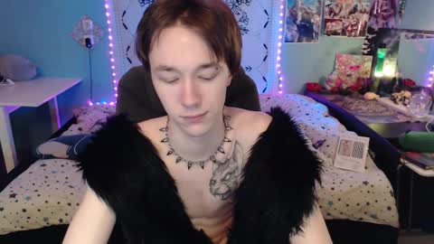 Snapshot of dreammaker_ chatting on October 14, 9:33 pm Yukichi online show from October 14, 9:33 pm