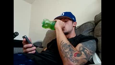 drewthejew616 online show from November 2, 11:20 pm