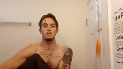 drewthejew616 online show from November 1, 9:30 pm