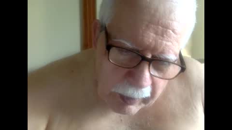 drnick069 online show from October 3, 2:22 pm