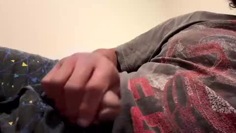 Snapshot of dthrow12 chatting on October 19, 5:45 am dthrow12 online show from October 19, 5:45 am