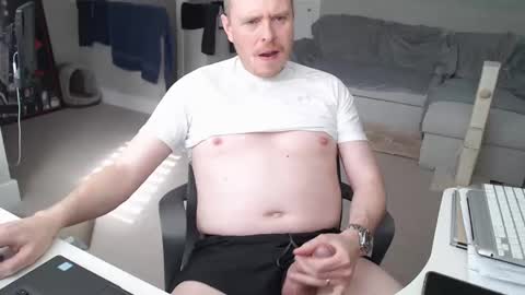 dubpistol_99 online show from May 6, 4:18 pm
