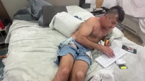 Dude online show from February 2, 5:21 pm