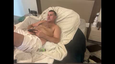 dudecuzbeo online show from February 13, 12:21 pm