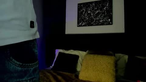 Thomas and Noah online show from November 2, 12:42 pm