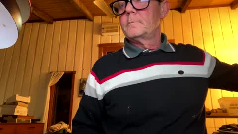 Snapshot of durakbrina chatting on December 14, 2:23 am Durakbrina online show from December 14, 2:23 am