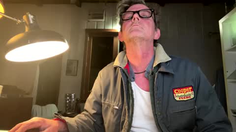 Snapshot of durakbrina chatting on February 27, 12:30 am Durakbrina online show from February 27, 12:30 am