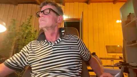 Snapshot of durakbrina chatting on October 15, 3:03 am Durakbrina online show from October 15, 3:03 am