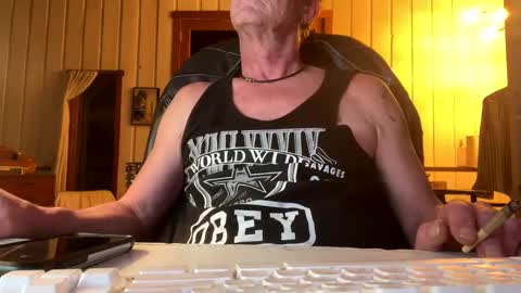 Snapshot of durakbrina chatting on February 21, 3:01 am Durakbrina online show from February 21, 3:01 am